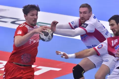 Christian Dissinger im Trikot von Dinamo Bukarest.