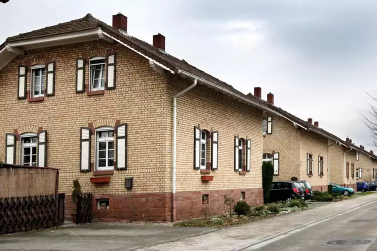 Werkswohnungen im Roten Dorf in Limburgerhof. 