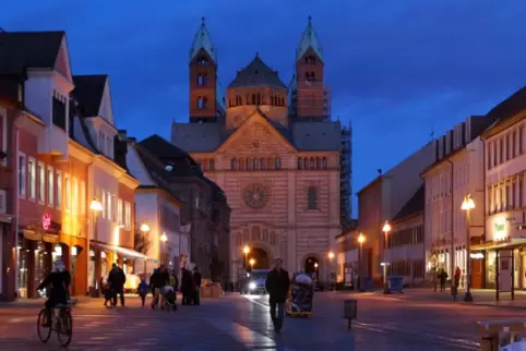 Speyer soll auch abends eine belebte Stadt bleiben: wichtiges Anliegen der Linksfraktion.