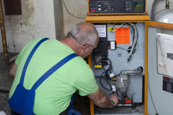 Für den Beruf des Anlagenmechanikers Sanitär-, Heizungs- und Klimatechnik registriert die Handwerkskammer Pfalz mehr Ausbildungs