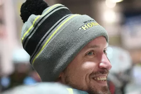 Unglaubliche 21 Spielzeiten lang hat Steven Teucke für den EHC Zweibrücken im Tor gestanden. Bei beiden Regionalliga-Meisterscha