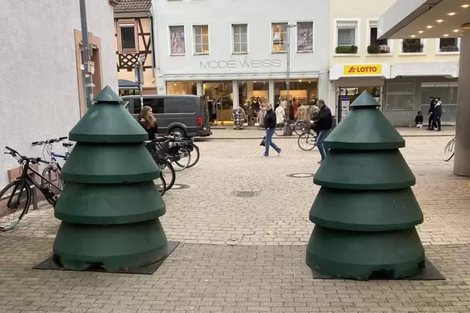 Bisher müssen Betonpoller zum Teil gemietet werden: Aufnahme vom Weihnachtsmarkt.