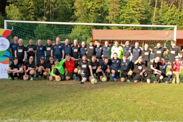 Die beiden Teams.