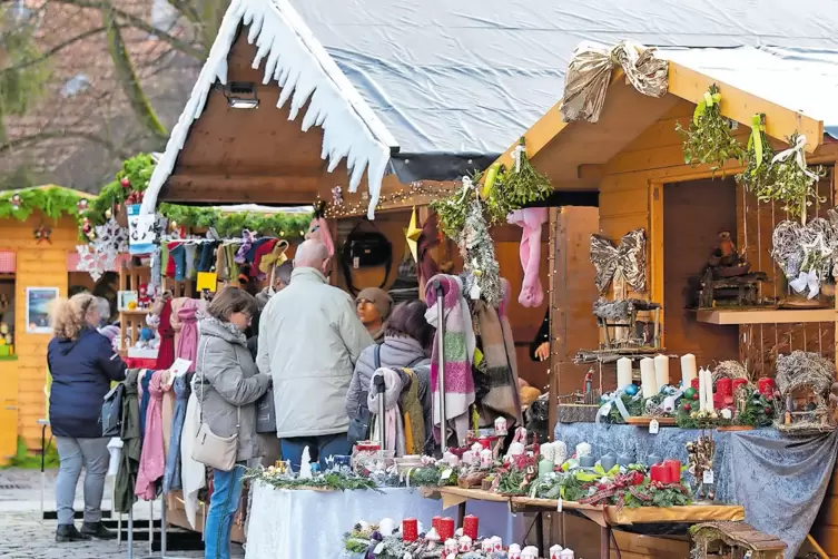 Buden-Weihnachtsmarkt-Kandel-2022