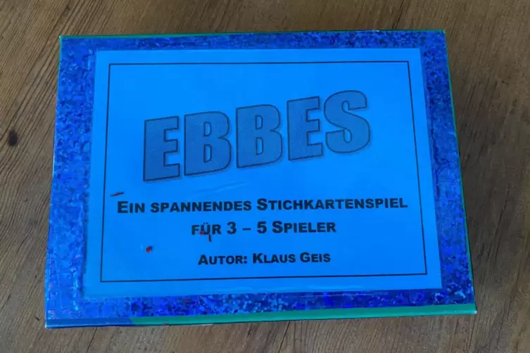 Der n&auml;chste Schritt in der Ebbes-Evolution: ganz in blau und mit viel Glitzer.