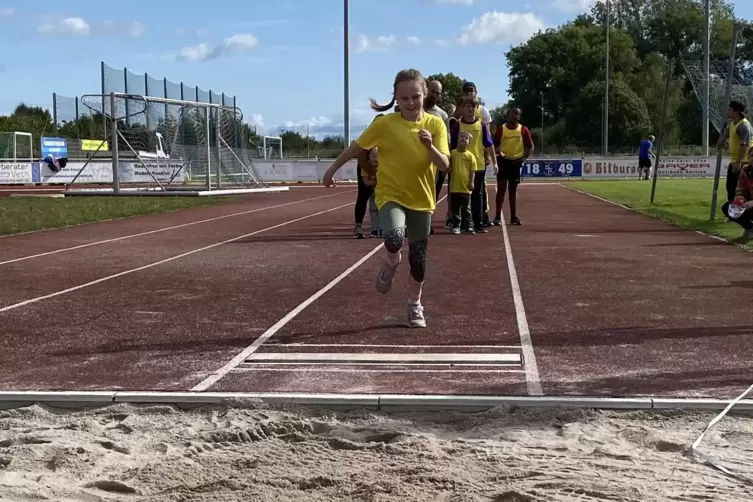Mit Spa&szlig; beim Weitsprung.