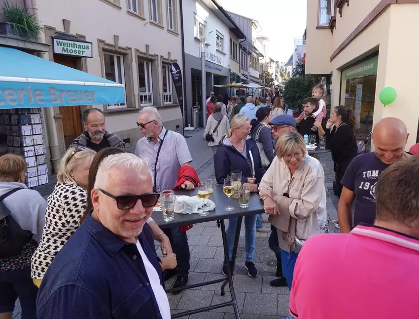 Bevölkert: Grünstadter Fußgängerzone am verkaufsoffenen Sonntag.