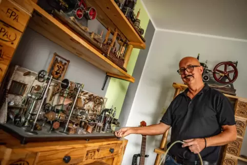 Harald Bellaire ist leidenschaftlicher Dampfmaschinenbauer. 