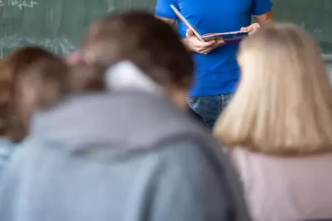 Bestenfalls kontrollieren Lehrer gleich zu Beginn des Unterrichts, welche Schüler fehlen. 