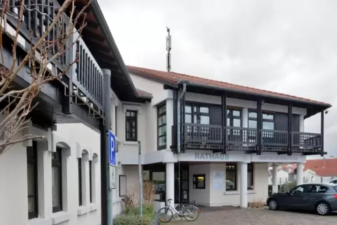 Vor genau 40 Jahren bezogen: das Rathaus der Verbandsgemeinde Maikammer. 