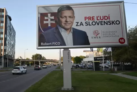 Vor fünf Jahren musste er zurücktreten, jetzt kandidiert er wieder: Robert Fico.