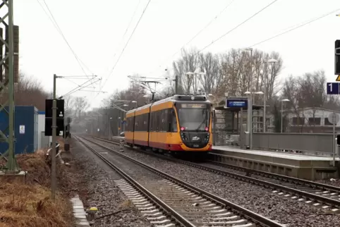Die Bahnhaltestelle Am Unkenfunk.