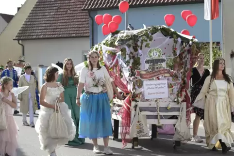 Die Kindertagespflege „Kleine Wunder“ setzte das Thema Dornröschen um. 