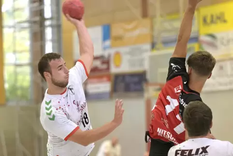 Sechs Treffer: HSG-Spieler Malte Dorra erzielt das 6:3.