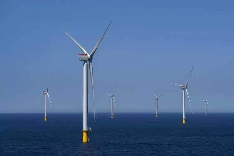 Die BASF ist Mitinhaberin des aktuell größten Offshore-Windparks der Welt, dem Milliardenprojekt Hollandse Kust Zuid vor der nie