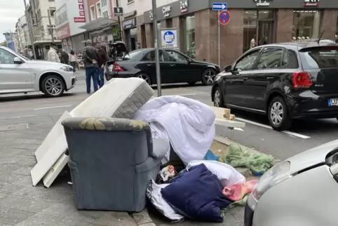 Ein Hotspot für wilde Müllablagerungen ist das Viertel um die Breite Straße.