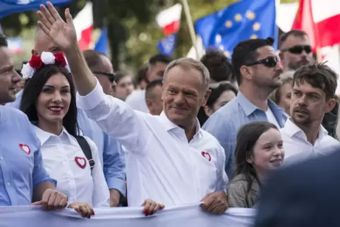 Strebt den Machtwechsel an: Oppositionsführer Donald Tusk bei einer Großdemonstration am 1.Oktober.