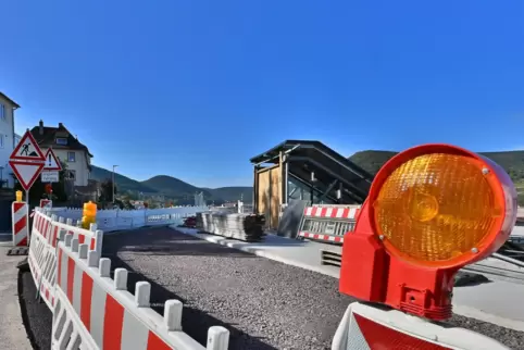Die Baustelle aus Richtung Schillerstraße gesehen.