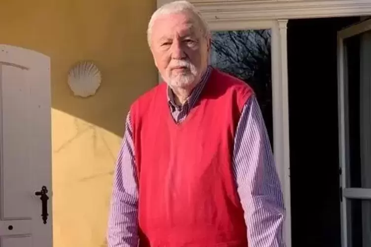 Bernhard von Barsewisch kaufte 1991 das Gutshaus Gro&szlig; Pankow, aus dem seine Mutter stammte. Im Anschluss begann er mit dessen Um