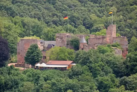 Die Öffnungszeiten der Landstuhler Burg werden eingeschränkt. 