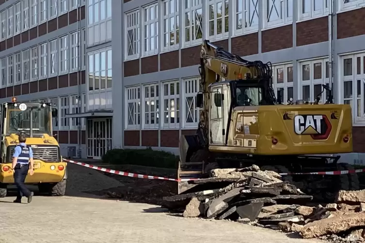 Der Blindg&auml;nger wurde bei Bauarbeiten an der Berufsbildenden Schule gefunden.