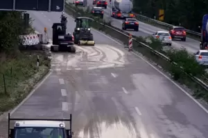 Weil die marode Leitung ausgetauscht wird, fließt der Verkehr auf einem Teil der Strecke der B9 von Ludwigshafen-Edigheim kommen