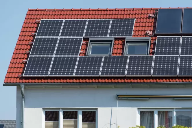 Sonnenstrom, Wärmepumpe und Energieeinsparung sind Themen bei der Lambsheimer Messe. Sonnenstrom, Wärmepumpe und Energieeinsparung sind Themen bei der Lambsheimer Messe.