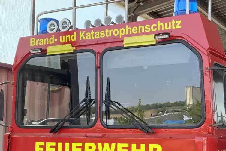 44 Fahrzeuge aus dem Donnersbergkreis sowie der Stadt und dem Landkreis Kaiserslautern haben sich an der Übung „DONAR on Tour“ b