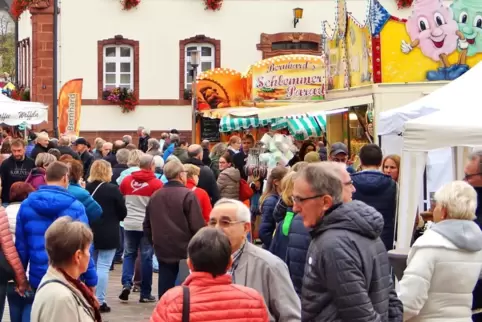 Der Wendelinusmarkt lockt immer viele Besucher nach Ramstein. 