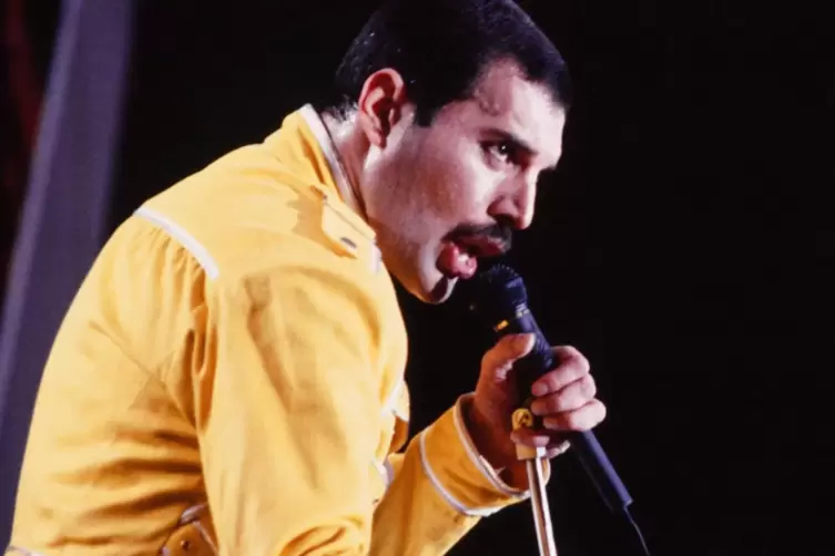 Freddie Mercury am 19. Juli 1986 beim letzten Konzert von Queen in Deutschland.