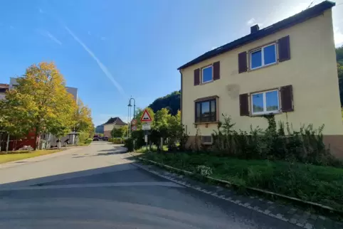 Die Ortsgemeinde hat das Haus in der Kronenstraße gekauft und will es in Kürze abreißen lassen. 