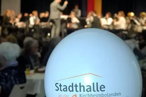 Die Einweihung der Stadthalle im Oktober 2013. Die Einweihung der Stadthalle im Oktober 2013.