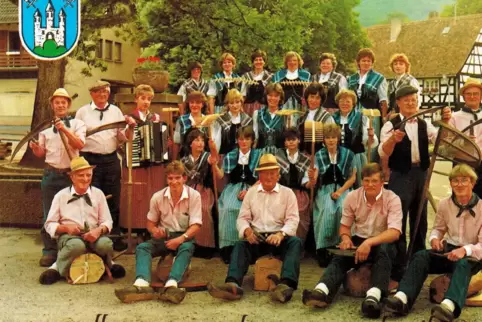  In den 1980er Jahren entstand das Bild von der Volkstanz- und Denglergruppe. 