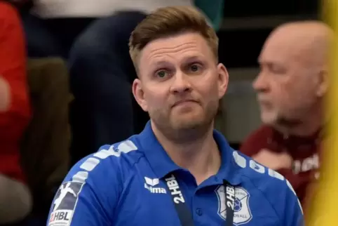 Muss Lösungen finden, um die Niederlagenserie zu beenden: Eulen-Cheftrainer Johannes Wohlrab. 