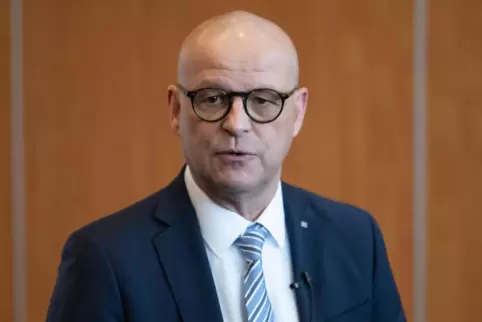 DB-Vorstand Martin Seiler will in der Tarifrunde mit der GDL von Beginn an einen Vermittler hinzuziehen.
