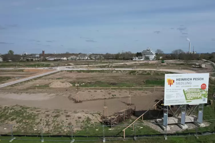 In der Heinrich-Pesch-Siedlung entstehen etwa 800 Wohnungen für rund 2000 Bewohner.