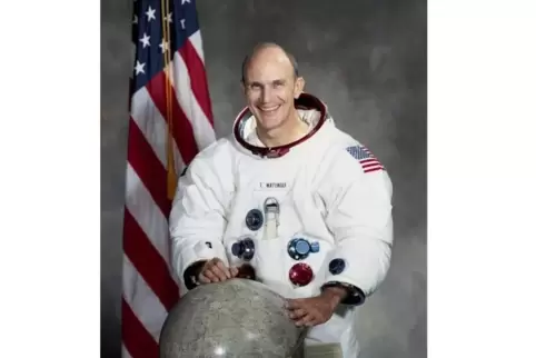 Der unfreiwillig zum Retter der Unglücks-Weltraummission Apollo 13 gewordene US-Astronaut Thomas K. Mattingly ist tot.