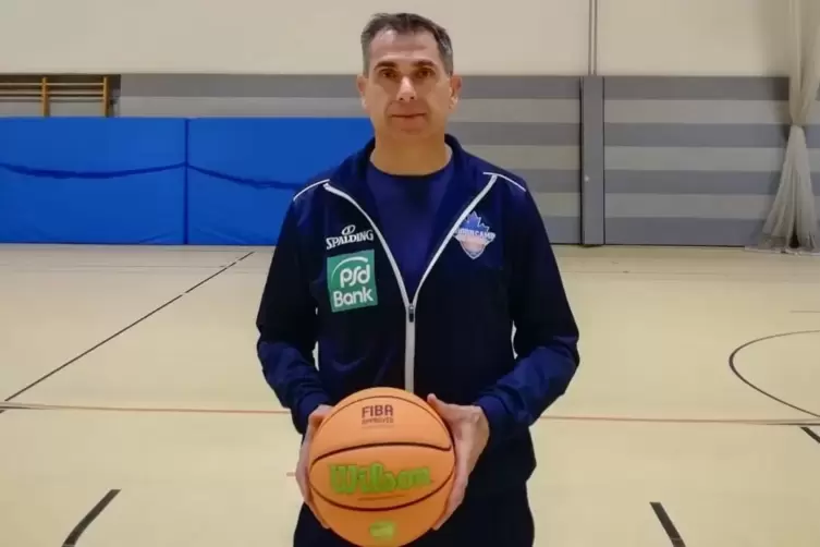SG-Trainer Zoran Pisic. 