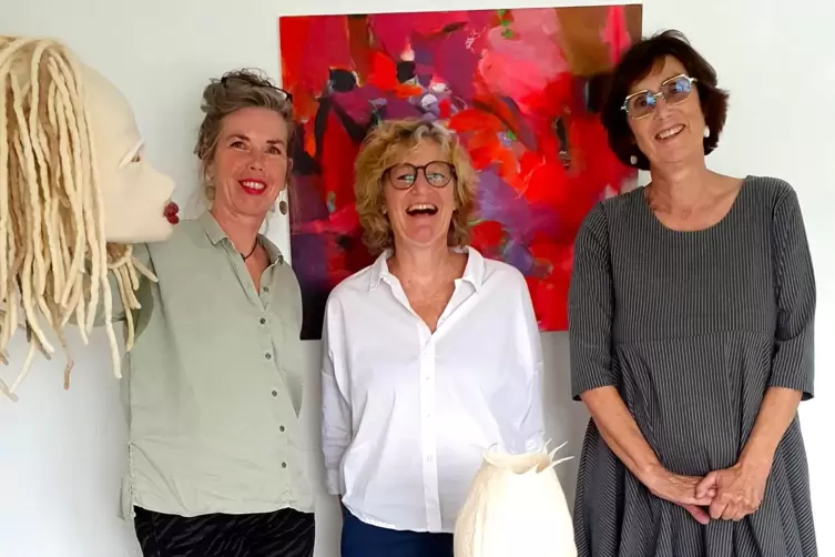 Feiern die Farbe: Jutta Böse, Susanne Wolf-Kaschubowski und Claudia Selent.