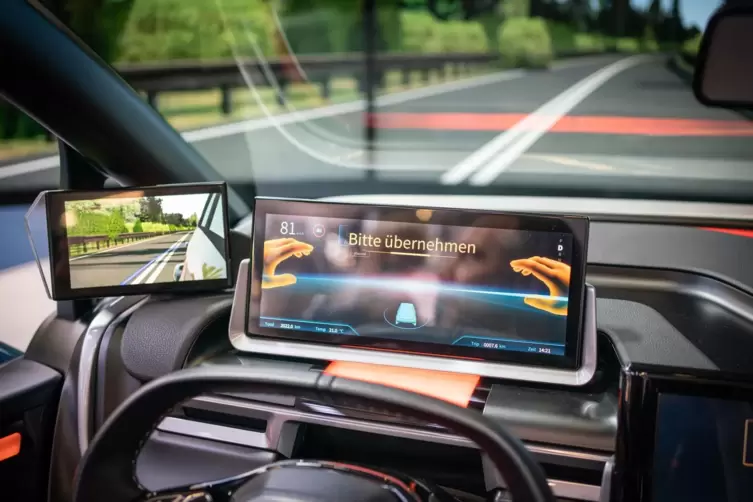 Von Faurecia entwickelt: Ein Auto-Cockpit.