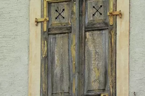 Fensterläden dicht: Bild bei allzu vielen Häusern.