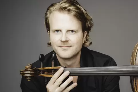 Der Pirmasenser Cellist Julian Steckel. 