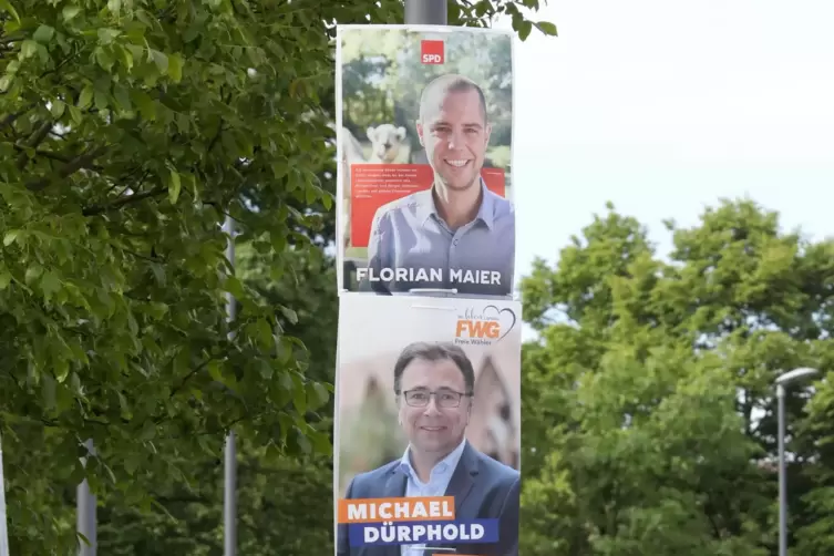 An begehrten Standorten geht es an den Laternenmasten hoch hinaus. 