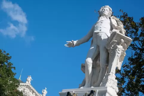 Mozart forever: In Wien erinnert im Burggarten vor der Hofburg eine Statue an den Komponisten. 