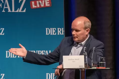 Steffen Weiß bei der RHEINPFALZ-Podiumsdiskussion am 2. November.