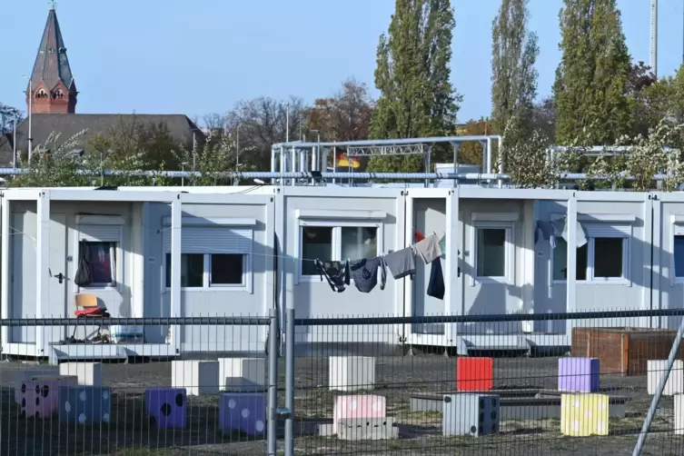 Wie in nahezu allen Gemeinden geht es auch in Böhl-Iggelheim um Containerlösungen für Flüchtlinge. 