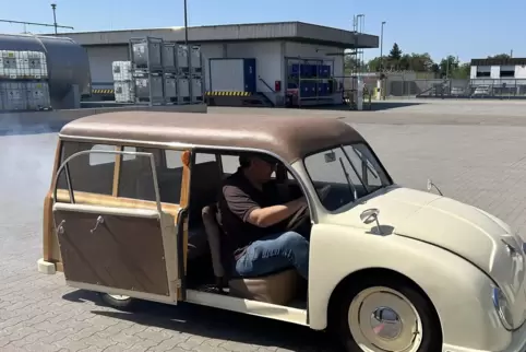 Fahrbereit: der Champion 500, der mithilfe einer Spendenaktion nach Ludwigshafen geholt werden soll.