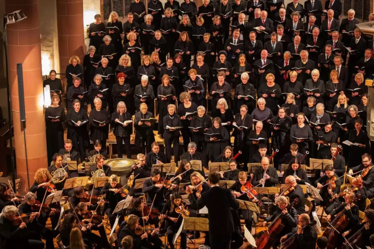 „Ganz große Oper“ in der Alexanderskirche: Verdis Requiem mit dem Evangelischen Oratorienchor der Pfalz unter der Leitung von La