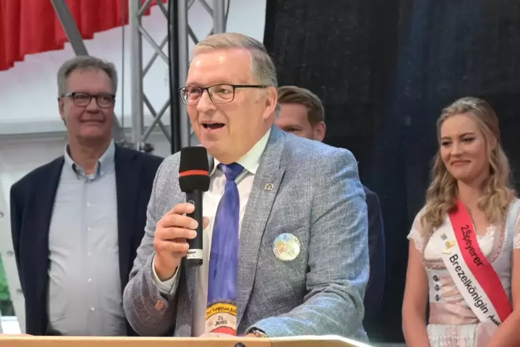 Beim Brezelfest: Uwe Wöhlert. 