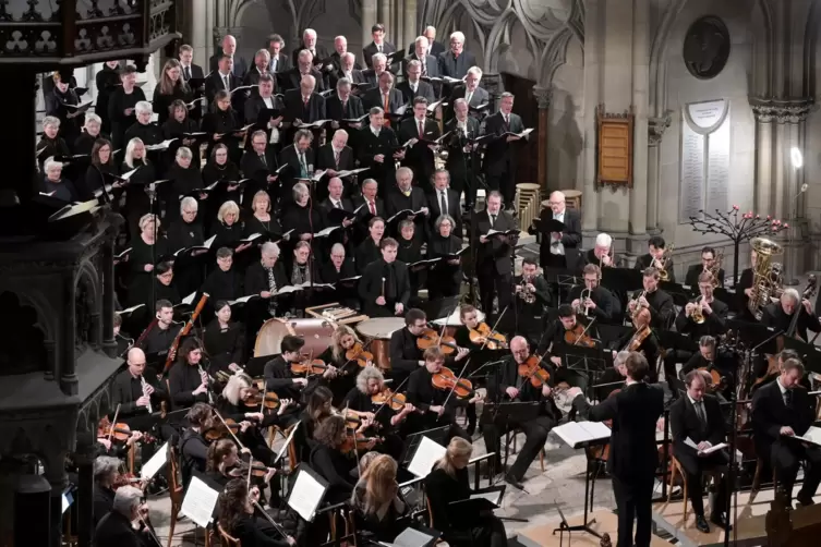Der Evangelische Oratorienchor der Pfalz singt Verdi.